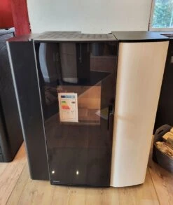 Rika Paro Ausstellungsstück