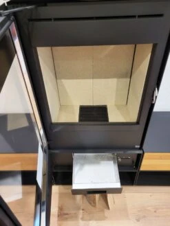 Skantherm Elements 603 Front Ausstellungsstück -Brunner Verkaufsgeschäft Skantherm Elements 603 Front Boxen schwarz FDAAV638086 0923 S3 1280x1280